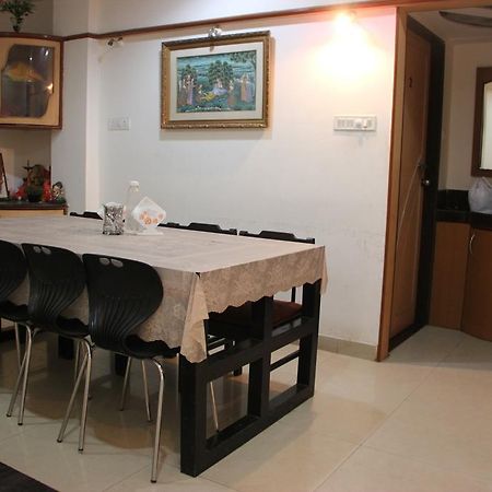 Sohum Habitat Goregaon Exhibition Centre Hotel Mumbai Exterior photo