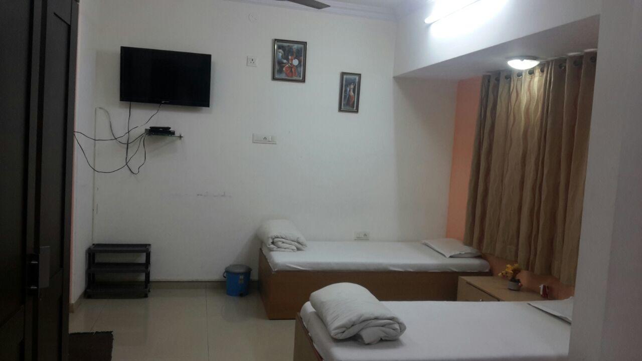 Sohum Habitat Goregaon Exhibition Centre Hotel Mumbai Exterior photo